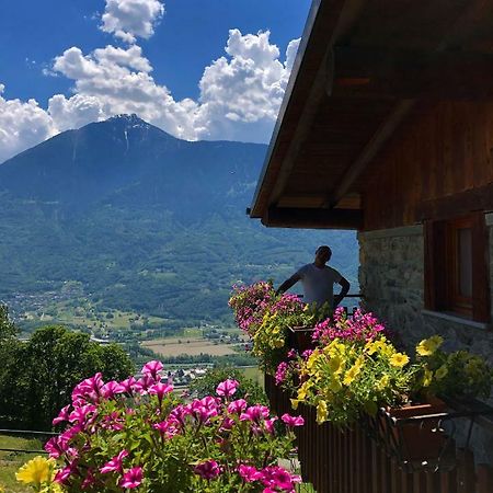 Agriturismo Cavria Bed & Breakfast Castione Andevenno Exterior photo